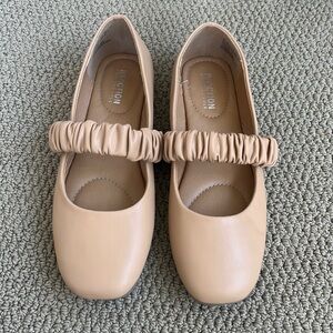 Kenneth Cole Reaction Size 8